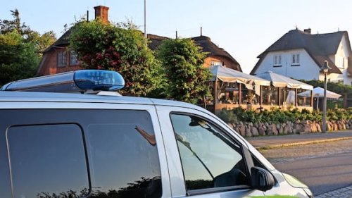 Pony-Club auf Sylt: Grölen ausländerfeindlicher Parole nicht strafbar – Ermittlungen eingestellt