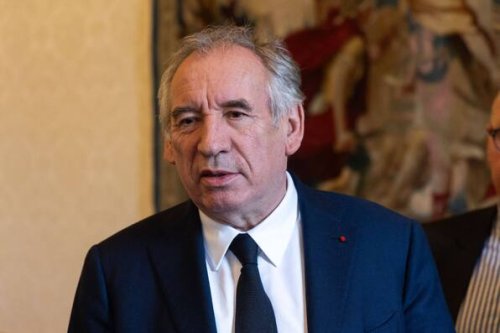 Frankreich: Tochter von Premierminister berichtet von Misshandlung