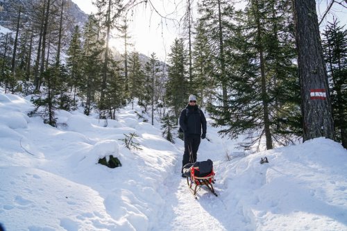Winterwanderung zur Dreischusterhütte - zauberhaftes Innerfeldtal im Winter