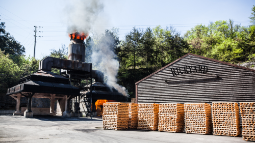 This New Helicopter-Borne Jack Daniel’s Distillery Tour Will Let You Take Home an Entire Barrel of Whiskey