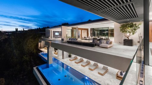 This Ultra-Modern Beverly Hills Mansion Can Be Yours for 1,000 Bitcoins—or $65 Million