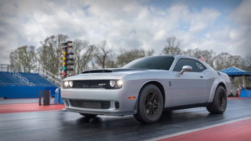Dodge’s Last Hemi V-8 Challenger Will Challenge for Fastest Production Car in the World