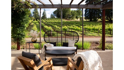 The 7 Best Napa Valley Tasting Rooms for Wine Lovers