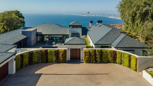 This $17 Million Hilltop Mansion in LA Has Gobsmacking Ocean Views From Santa Monica to Malibu
