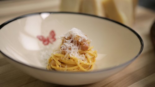 Watch How to Make Carbonara From the Chef Behind Massimo Bottura’s Osteria Gucci