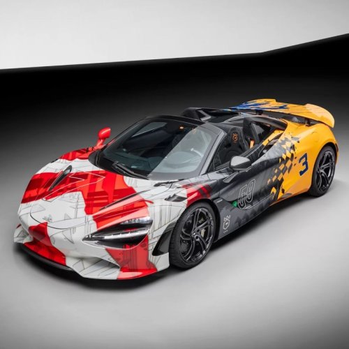 Stunning McLaren Artura Spider Hybrid Supercar Arrives in Hong Kong