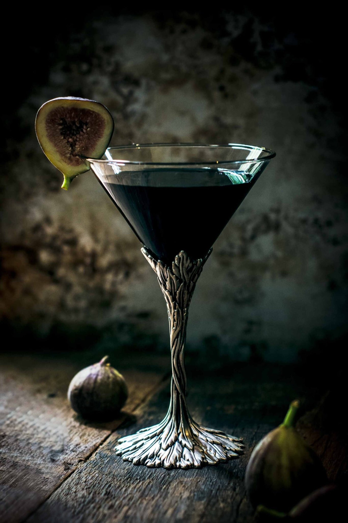 Cocktail Recipes: 20+ Easy Halloween Cocktails for a Perfectly BOO-zy Evening