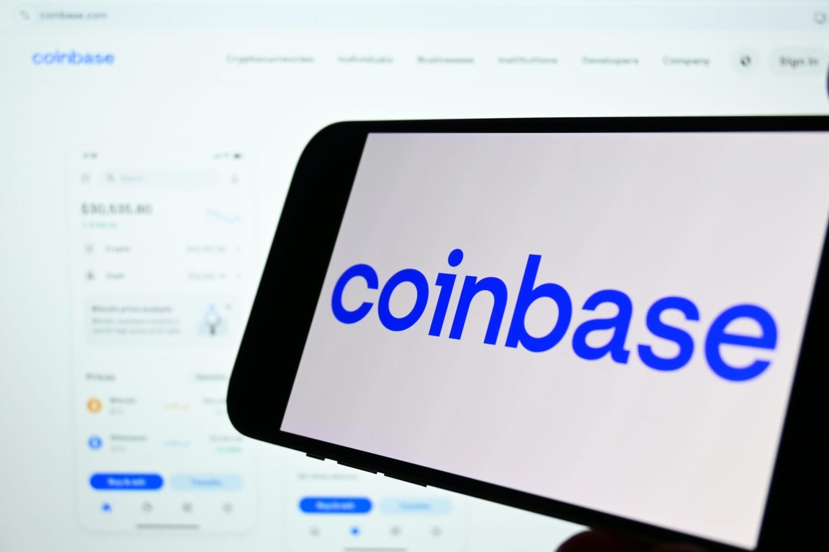 Piper Sandler lifts Coinbase price target to $180