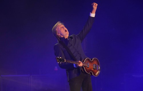 Paul McCartney fan "gutted" after fainting and halting Glastonbury set