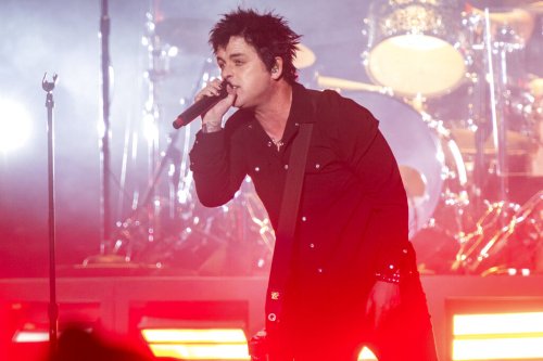 Billie Joe Armstrong Tells British Crowd He's 'Renouncing' U.S. Citizenship After Roe Repeal