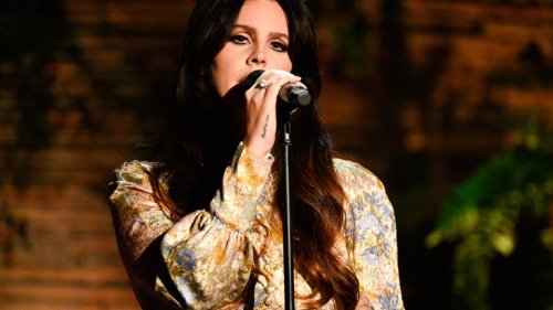 Lana Del Rey Says She Was in the Dark About How Strict Glastonbury's Curfew Really Was