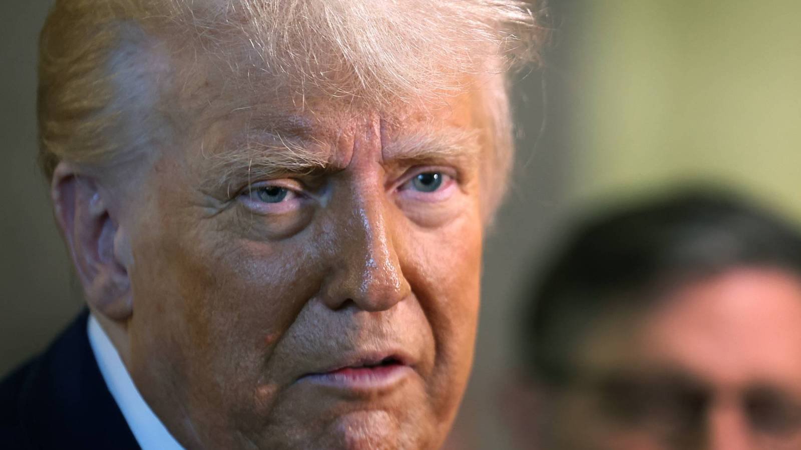 Trump Administration Defies Court Order: Asian Immigrants Deported to War-Torn South Sudan