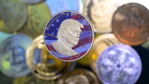 Trump Rewards Top Meme Coin Investors With Access at Private Dinner