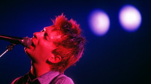 Radiohead Unearth Thom Yorke's Unseen 1995 Acoustic Gig to Mark 'The Bends' 30th Anniversary