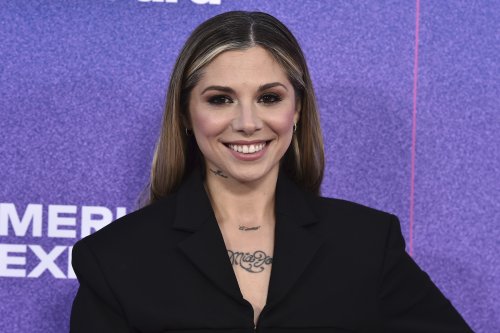 Christina Perri Yearns for Familiarity on New Single 'Home'
