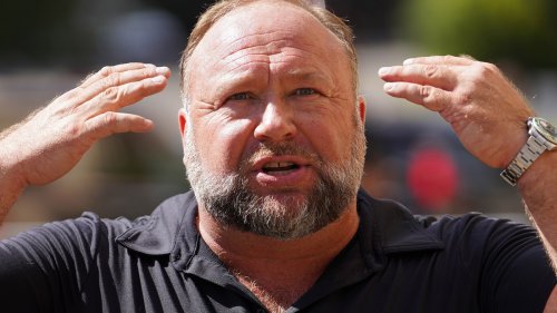 Elon Musk Reinstates Twitter Account of Conspiracy Kingpin Alex Jones