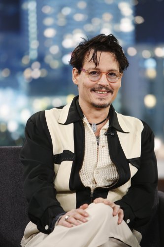 Johnny Depp to Strum 'Lost' Dylan Song