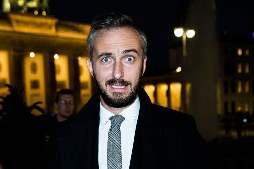 Böhmermann: Shitstorm nach Posting zum Papst-Tod