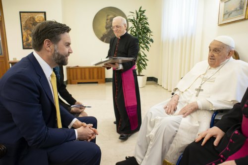 An seinem vorletzten Tag richtete Papst Franziskus eine Bitte an Vance