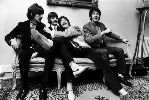 Songanalyse: Wovon handelt „I Am the Walrus“ von den Beatles?