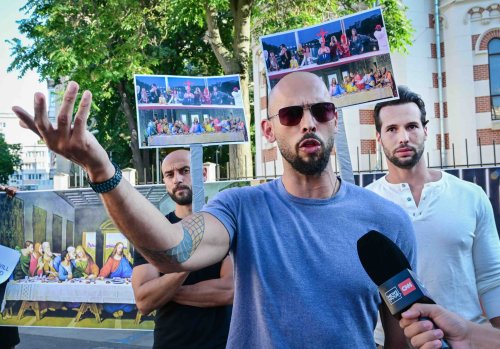 Klage: Andrew Tate soll Freundin geschlagen und gewürgt haben