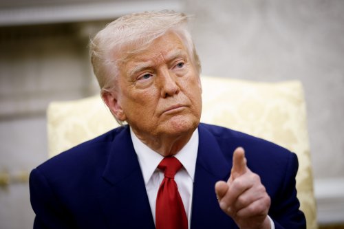 Trump behauptet, er habe 200 Abkommen zu Zöllen geschlossen. Seine Kabinettsmitglieder können jedoch kein einziges nennen