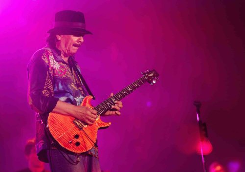 Nach Zusammenbruch bei Konzert: Erstes Update über den Zustand von Carlos Santana