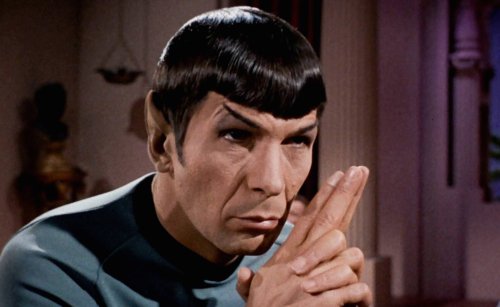 Mr. Spock Leonard Nimoy machte Nackt-Fotos von fülligen...