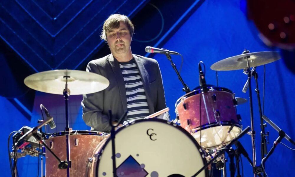 Le batteur des New Pornographers arrêté pour possession de contenu pédopornographique