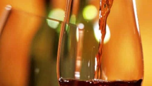 Furto al ristorante: ladri in fuga con bottiglie di vino per 80mila euro