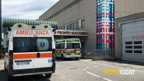 Tassista accusa un malore e investe tre persone: due bambini finiscono in ospedale