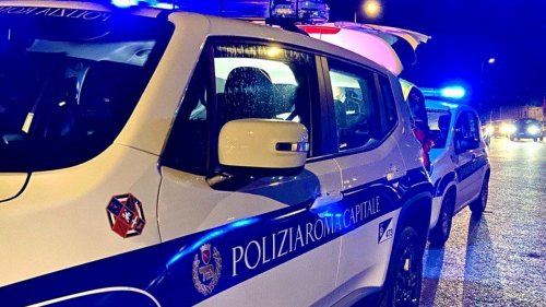 Tragedia su via Prenestina: scontro tra due auto e una moto, morto un 50enne