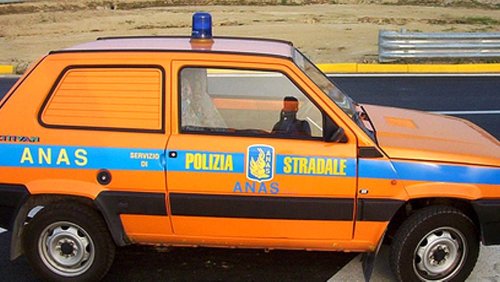 Incidente via Salaria: scontro tra due auto, un morto
