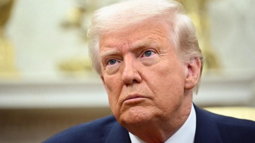 Etats-Unis : le chef de la Cour suprême contredit Trump dans une rare déclaration