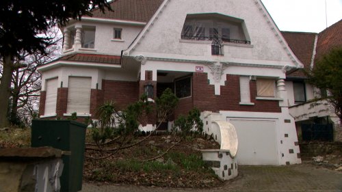 Vaste opération policière à Loverval: une chambre de torture découverte, voici à quoi elle devait servir