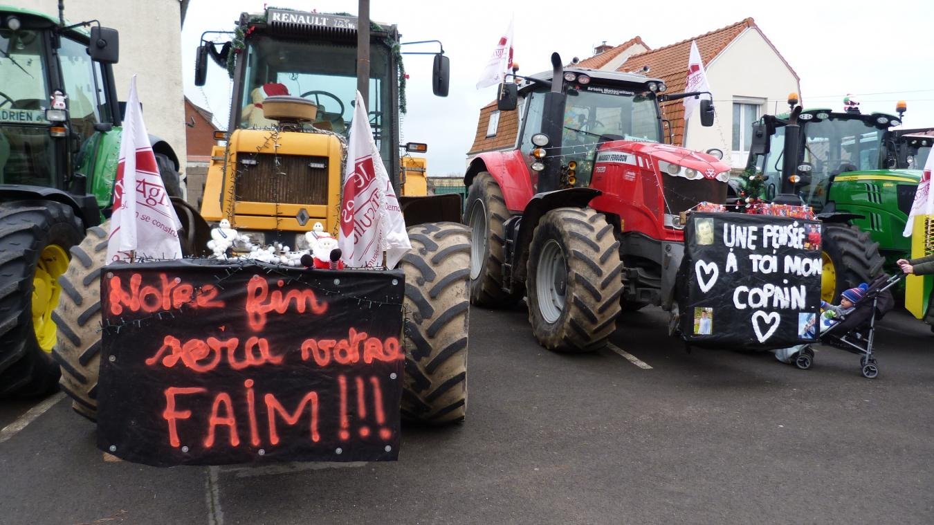 Succès fou et message fort de la deuxième parade des tracteurs illuminés des Jeunes agriculteurs de l’Audomarois