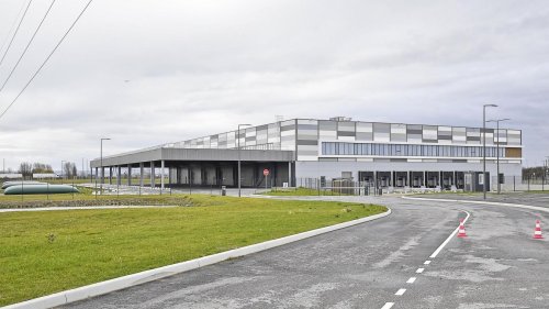 Son bâtiment terminé, Amazon ne s’installe finalement pas à Calais