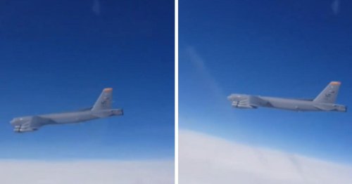 Les images impressionnantes au-dessus de la mer Baltique: un avion de chasse russe intercepte deux bombardiers nucléaires américains (vidéo)