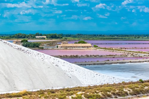 Gard - Découvrir l'univers du sel de Camargue à Aigues-Mortes