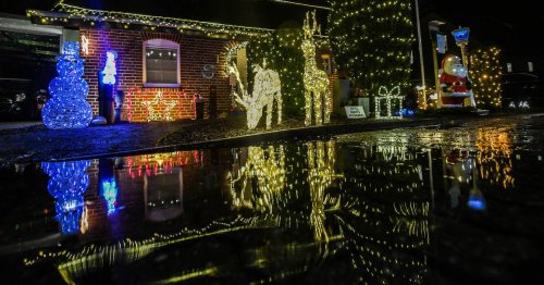 Weihnachtshaus in Kempen: Lichterzauber für Aktion Lichtblicke