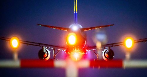 Massenhaft Nachtstarts am Düsseldorfer Flughafen: Nachtflugregeln härter durchsetzen