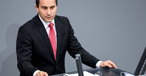 FC Bundestag sucht Kapitän: „Wer den Ball verliert, muss auch hinterherlaufen“