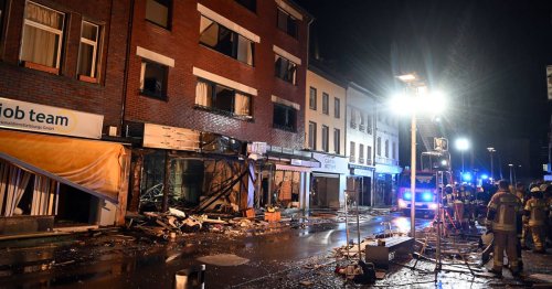 Großeinsatz für Polizei und Feuerwehr: Viele Verletzte nach Explosion in Eschweiler - Fremdverschulden möglich