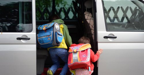 „Gefahr für Kinder“: So strikt geht Moers jetzt gegen Elterntaxis vor