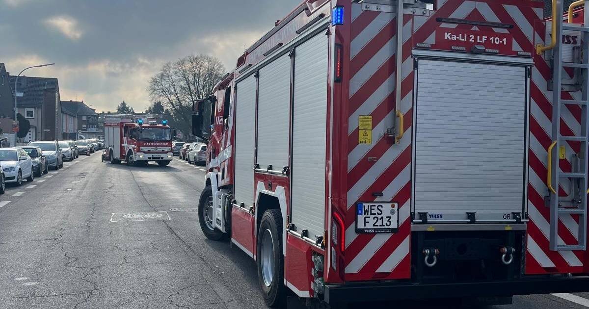 Feuerwehreinsatz in Kamp-Lintfort: Angst vor Gas – Bewohner verlassen Haus