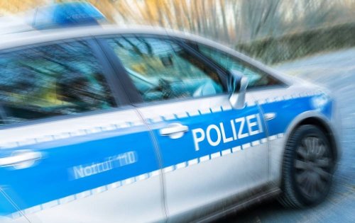 Polizei verdächtigt 23-Jährigen: 31-Jähriger mitten auf der Straße in Kiel erschossen