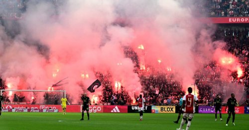 Niederlande: Niederlande: De Klassieker zwischen Ajax und Feyenoord abgebrochen