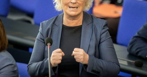 Ministerin Lambrecht im Bundestag: „Den Gepard stellt man nicht auf Dauerfeuer, nein, das macht man nicht“