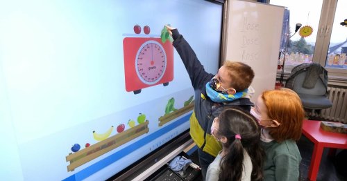 Schulen in Heiligenhaus: Digitalisierung ist auch ein Stück Handarbeit