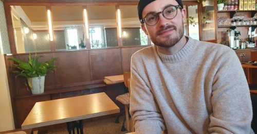 Mönchengladbacher hat 200.000 Abonnenten: Vom Klassenclown zum Wirtschaftsexperten auf Youtube